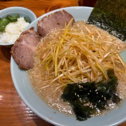 ネギラーメン950円+半ライス100円