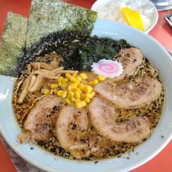 炙り味噌とろチャーシューメン＋半ライス