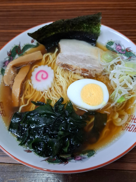 「醤油ラーメン８００円」@波留菜亭の写真