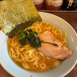 ラーメン並　900円