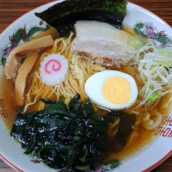 醤油ラーメン800円