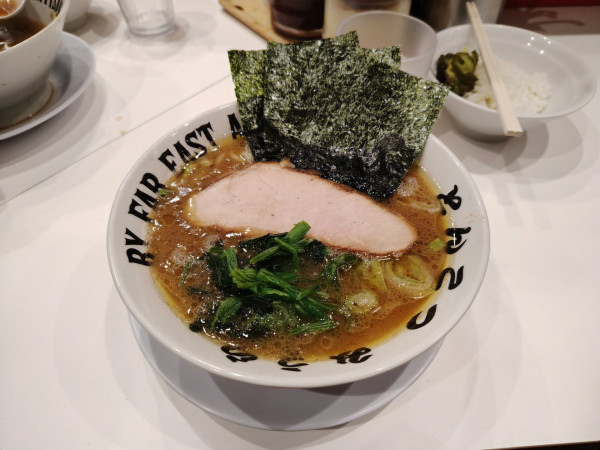 「ラーメン¥1000」@とんこつみうらの写真