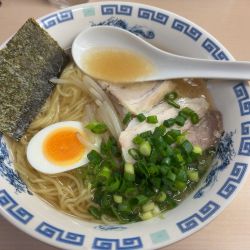 塩とんこつラーメン