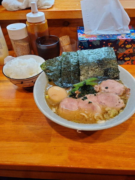 「全部のせ@1100」@横浜家系らーめん 志の写真