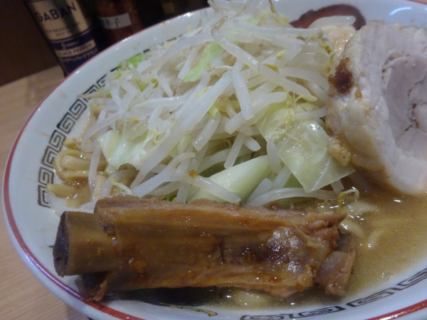 「小ラーメン＋スペアリブ※　1,100円」@豚山 所沢店の写真