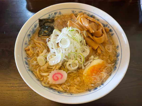 「モーニング定番(醤油)麺少なめ¥1,100」@東池袋大勝軒 しのやの写真
