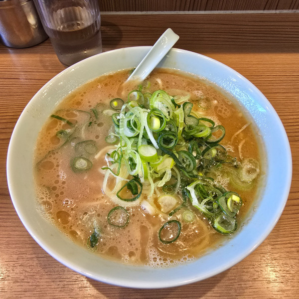 「朝ラーメン 柔らかめ」@横浜家系ラーメン 武蔵家 秋津店の写真