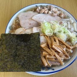 中華そば1,000円+チャーシュー200円