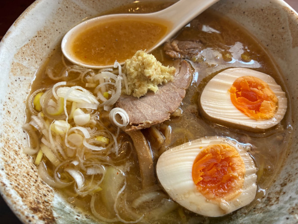 「味噌ラーメン＋味付け卵：1100＋150円」@らーめん みかんの写真