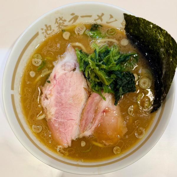 「ラーメン」@池袋ラーメン梟の写真