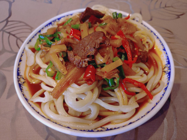 「（ランチ）ラグメン　１２００円」@シルクロード・タリム ウイグルレストランの写真