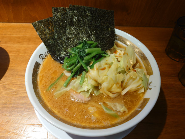 「ラーメン（並）¥950、キャベツ¥150」@麺家 龍～Ryo～の写真