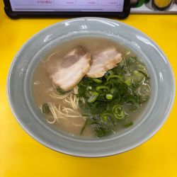 塩とんこつラーメン
