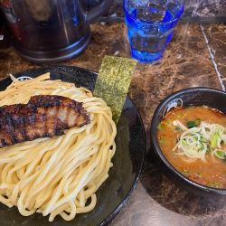 濃厚辛つけめん