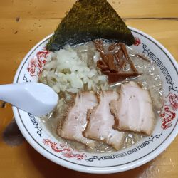 背脂煮干中華　和え玉　900+300円