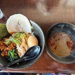 勝浦坦々つけ麺