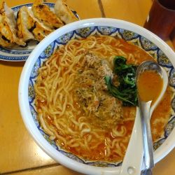 担々麺＋餃子