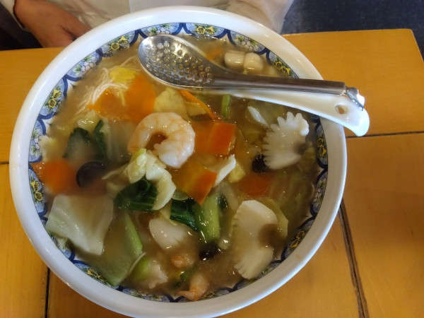 「海鮮ラーメン」@中国ラーメン 揚州商人 第二産業南中野店の写真