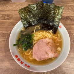 ラーメン　900円