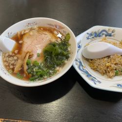 ラーメン定食(ワカメ)