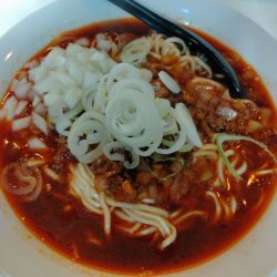 勝浦タンタンメン