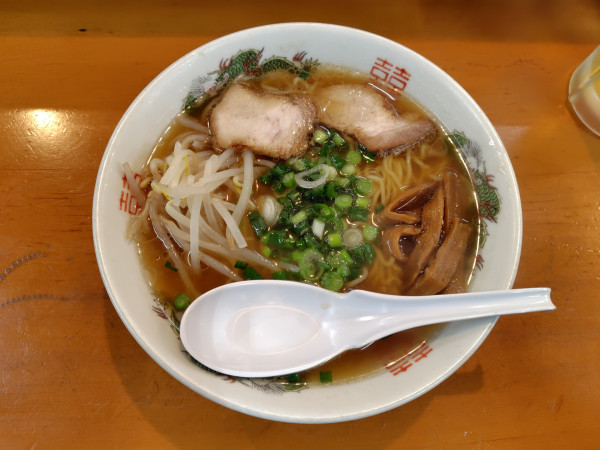 「醤油ラーメン800円」@ももちゃんラーメンの写真