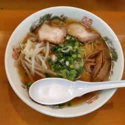 醤油ラーメン800円