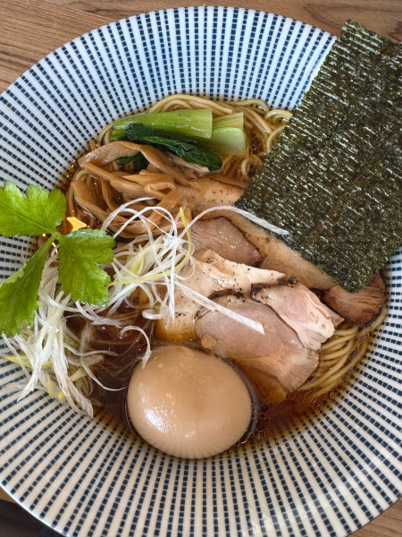 「黒の中華そば　特」@中華そば たびとの写真