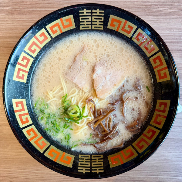 「豚骨ラーメン」@焼鳥日高 新小岩駅北口店の写真