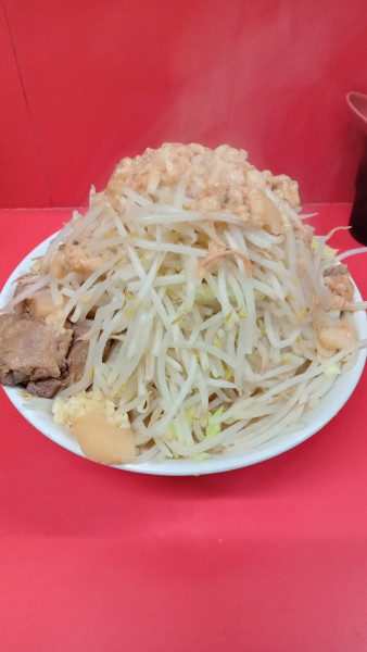 「小豚ラーメン麺半分」@ラーメン二郎 一橋学園店の写真