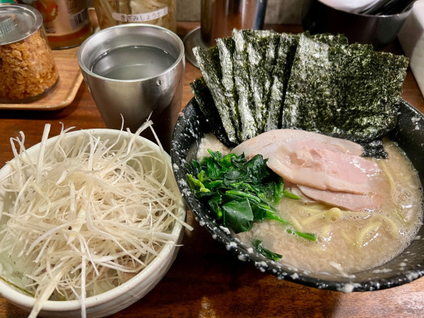 「白ラーメン＋のり＋ネギ丼(白)」@家系ラーメン クックらの写真