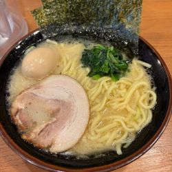塩ラーメン (味玉トッピング)