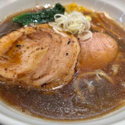 醤油らぁ麺+ゆず+ごはん(1500円)