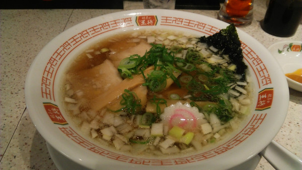 「忘れられない中華そば＋ジャストサイズ にんにく激増し餃子」@餃子の王将 小岩駅北口店の写真