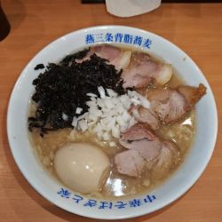 ぎと家の中華そば花咲盛り  ﾒﾝﾏ抜き