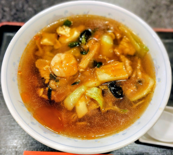 「ラージャン麺(辛い広東麺) 900円」@万里の写真