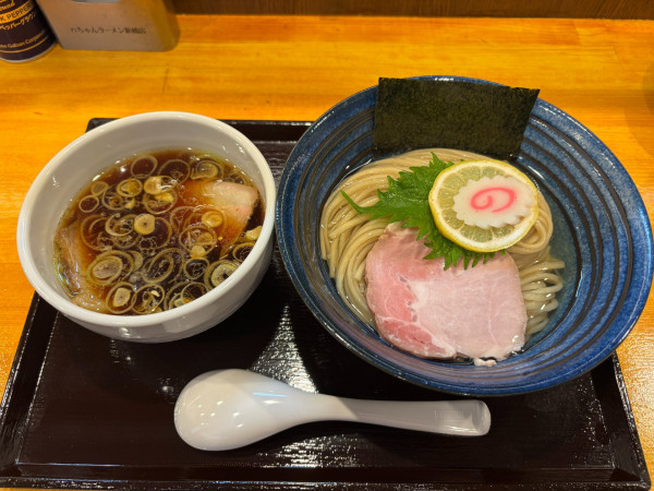 「生姜醤油昆布水つけ麺」@ハちゃんラーメン 新橋店の写真