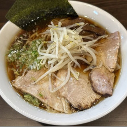 シモズヌードル（1300円）