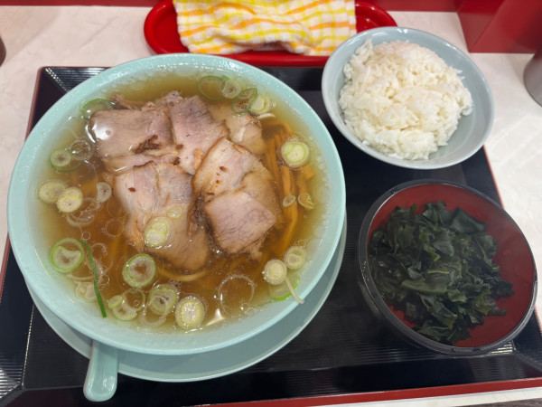 「中華そば　わかめ　めし大盛」@なぎちゃんラーメン 武蔵小山店の写真