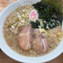 にんにく背脂ラーメン➕麺固め➕ニンニク（無料）➕背脂（無料）