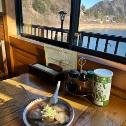 手打ち中華そば(醤油)