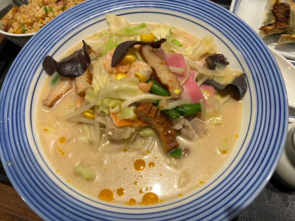 「ちゃんぽん麺少なめ800円」@長崎ちゃんぽん リンガーハット 葛飾新宿店の写真