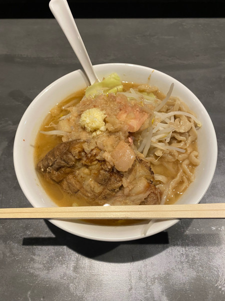 「クスクスラーメンヤサイスクナメアブラマシ麺200g」@クスクスラーメン 福山店の写真