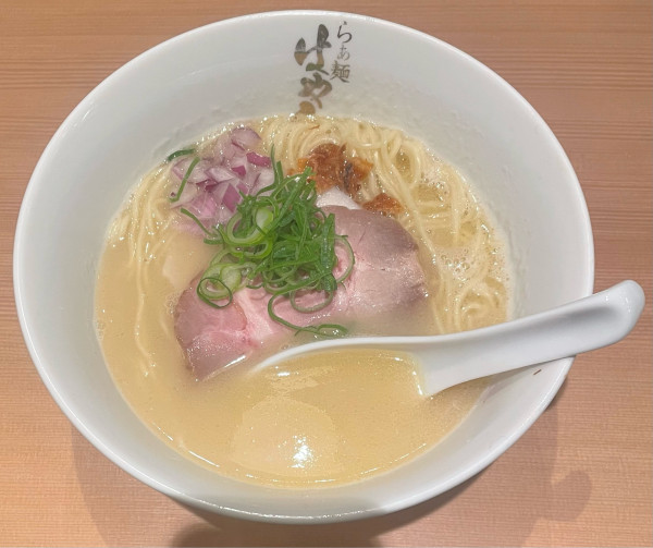 「ラーメン」@らぁ麺 はやし田 武蔵小杉店の写真