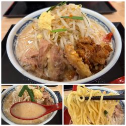 【限定】牛ホルモン濃厚味噌ラーメン1200円野菜マシ100円