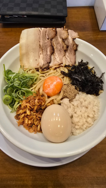 「汁なし　800円」@ごわ麺 一ノ里の写真