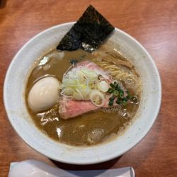 味玉濃厚豚骨魚介らぁ麺(細麺) 1300円