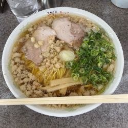 中華そば大盛脂マシマシニンニクトッピング