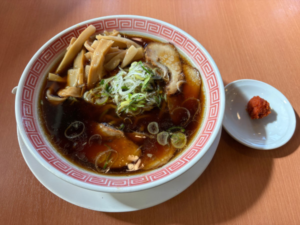 「郡山ブラック　メンマ　辛しにんにく　660円」@幸楽苑 川崎宿河原店の写真