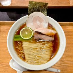 特中華 淡麗煮干し醤油